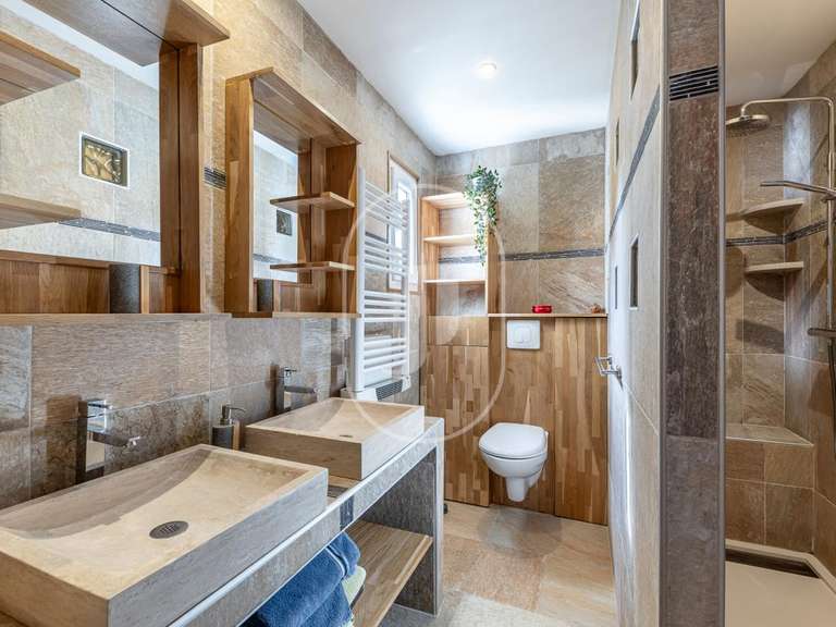 Maison L'Isle-sur-la-Sorgue - 12 chambres - 411m²