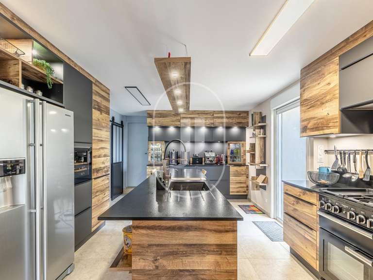 Maison L'Isle-sur-la-Sorgue - 12 chambres - 411m²