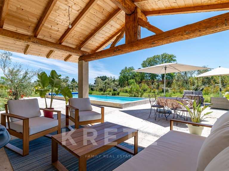Maison L'Isle-sur-la-Sorgue - 6 chambres - 380m²