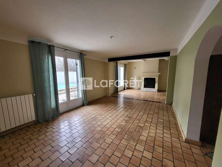 Maison L'Isle-sur-la-Sorgue - 4 chambres - 178m²