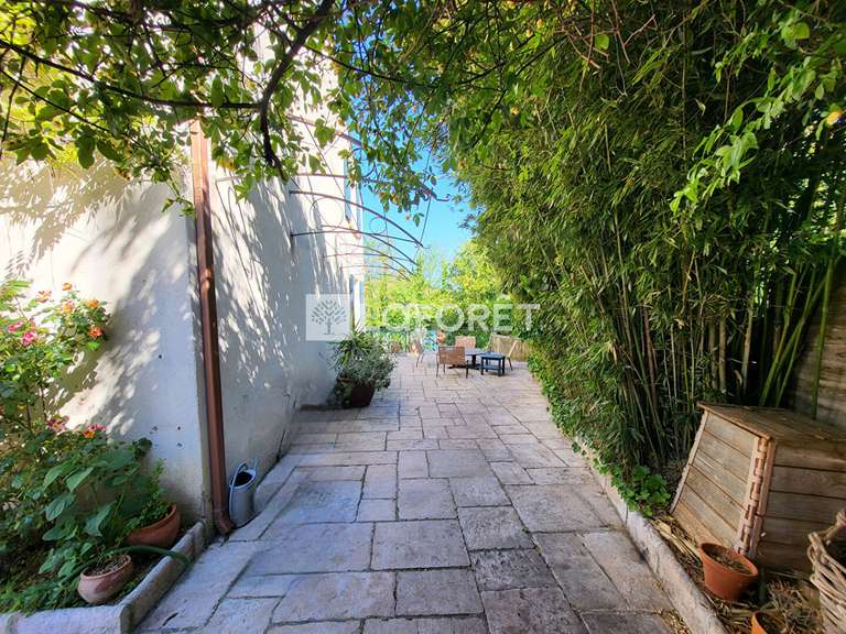 Maison L'Isle-sur-la-Sorgue - 4 chambres - 178m²