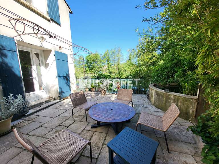 Maison L'Isle-sur-la-Sorgue - 4 chambres - 178m²