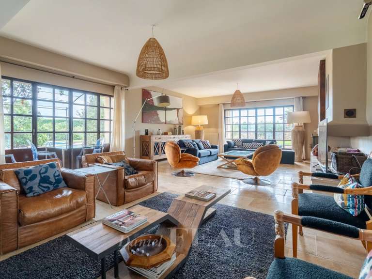 Maison L'Isle-sur-la-Sorgue - 8 chambres - 604m²