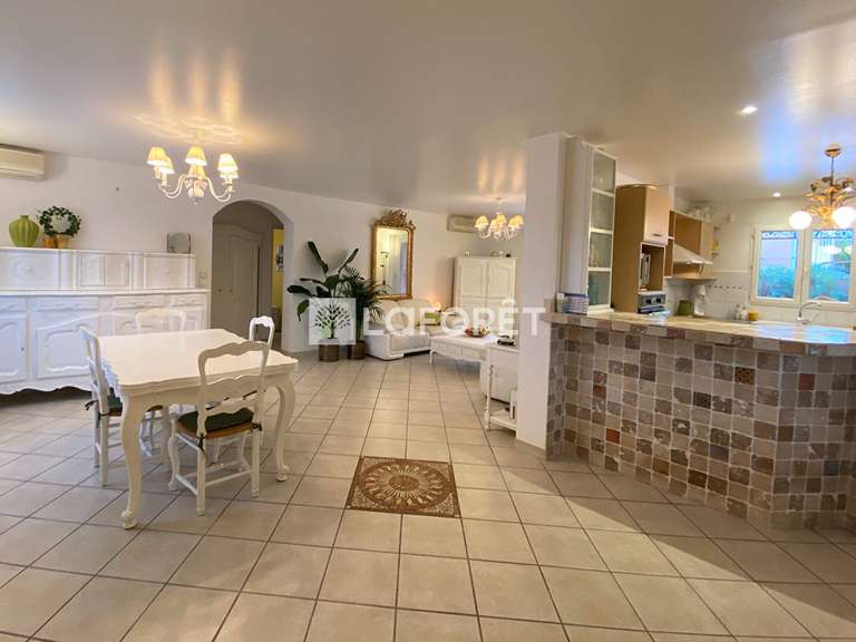 Maison L'Isle-sur-la-Sorgue - 5 chambres - 170m²