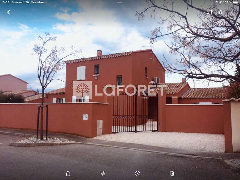 Maison L'Isle-sur-la-Sorgue - 5 chambres - 170m²