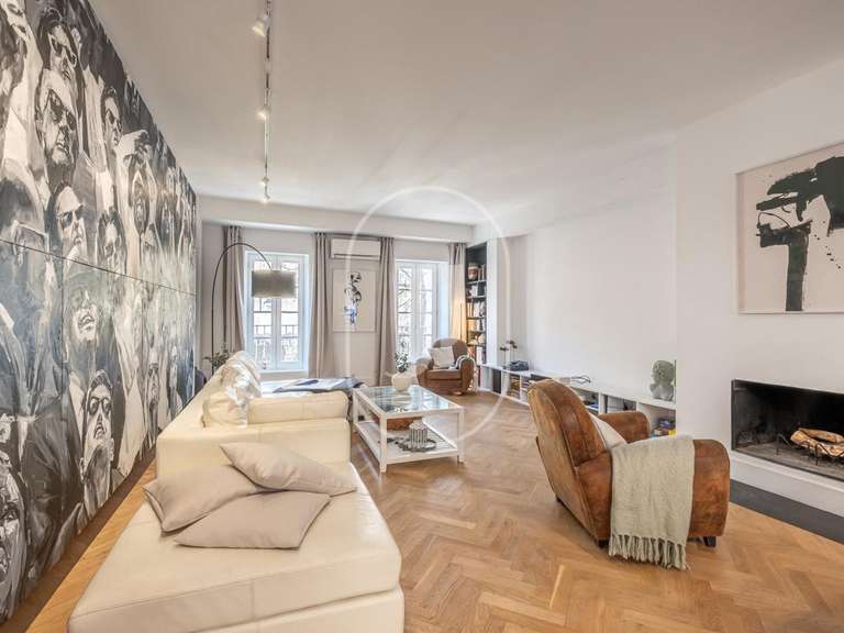 Maison L'Isle-sur-la-Sorgue - 4 chambres - 187m²