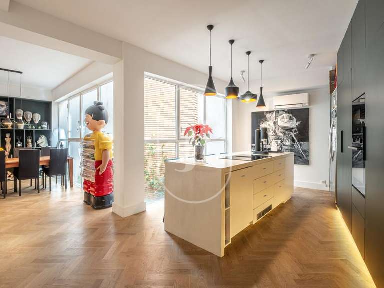 Maison L'Isle-sur-la-Sorgue - 4 chambres - 187m²