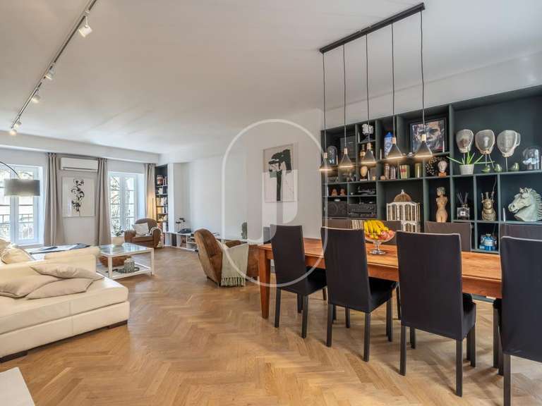 Maison L'Isle-sur-la-Sorgue - 4 chambres - 187m²