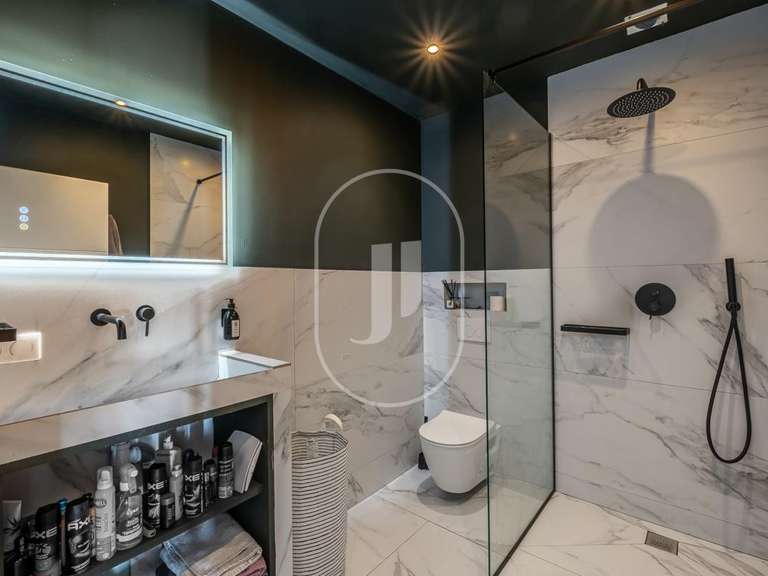 Maison L'Isle-sur-la-Sorgue - 4 chambres - 187m²