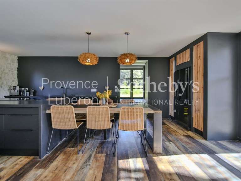 Maison L'Isle-sur-la-Sorgue - 4 chambres - 200m²