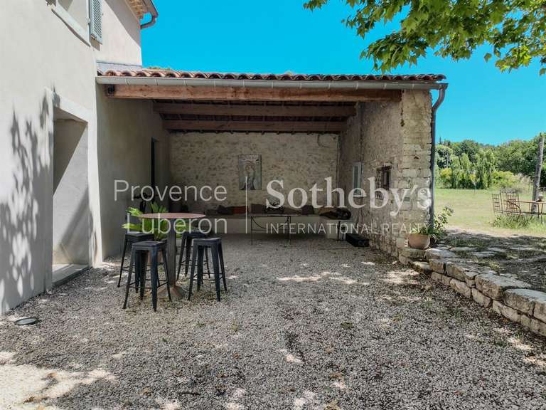 Maison L'Isle-sur-la-Sorgue - 4 chambres - 200m²