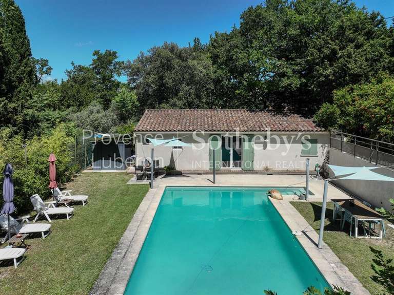Maison L'Isle-sur-la-Sorgue - 4 chambres - 200m²