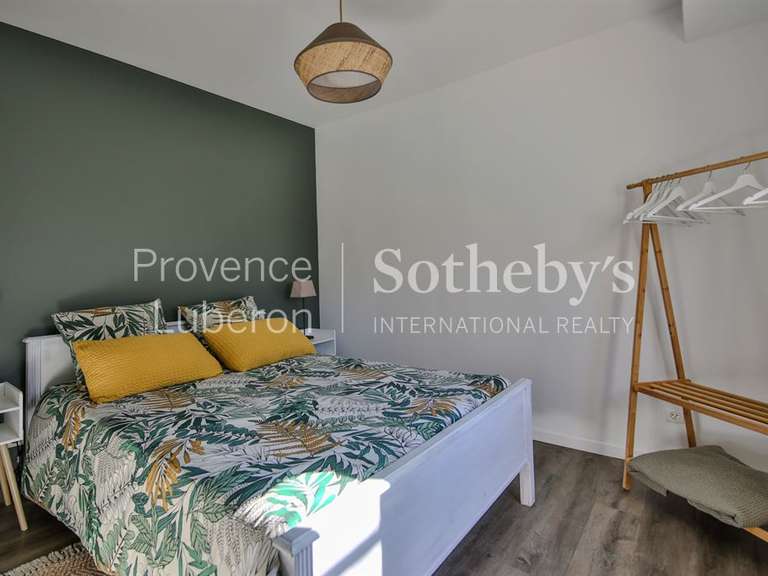 Maison L'Isle-sur-la-Sorgue - 4 chambres - 200m²