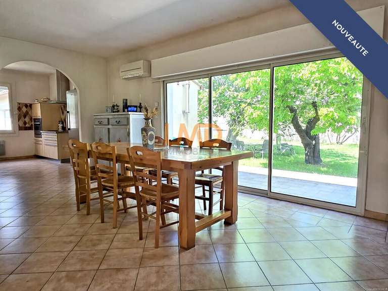 Maison L'Isle-sur-la-Sorgue - 3 chambres - 126m²