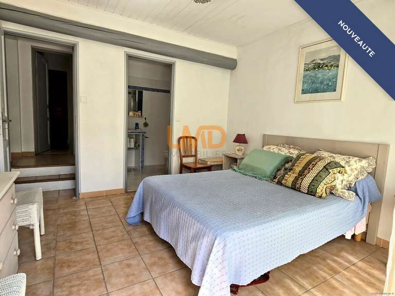 Maison L'Isle-sur-la-Sorgue - 3 chambres - 126m²