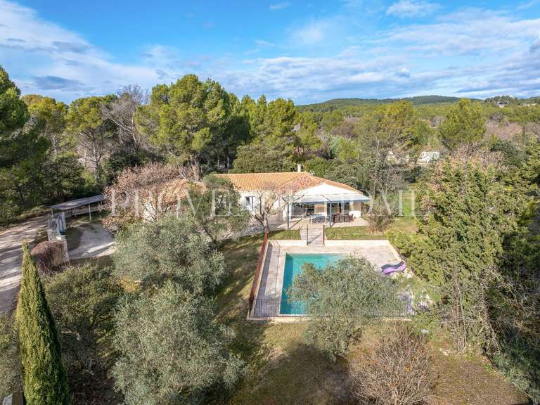 Maison L'Isle-sur-la-Sorgue - 4 chambres - 139m²