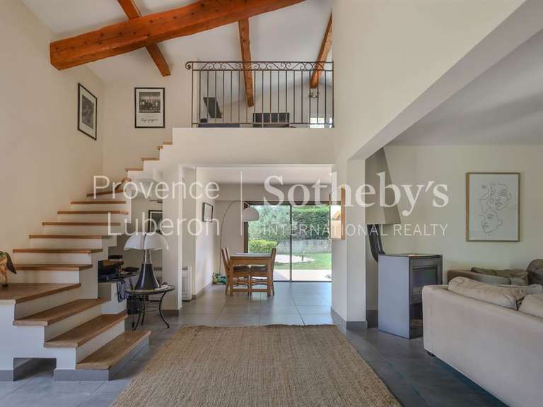 Maison L'Isle-sur-la-Sorgue - 4 chambres - 180m²