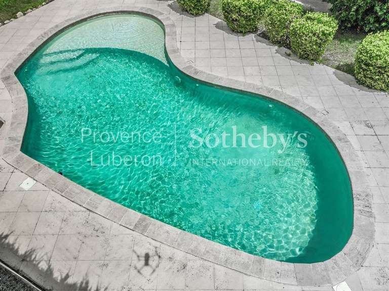 Maison L'Isle-sur-la-Sorgue - 4 chambres - 180m²