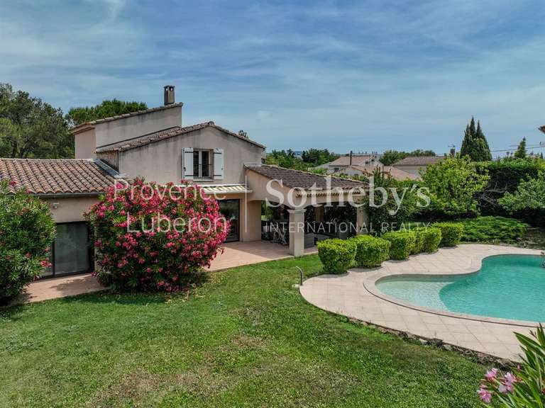 Maison L'Isle-sur-la-Sorgue - 4 chambres - 180m²
