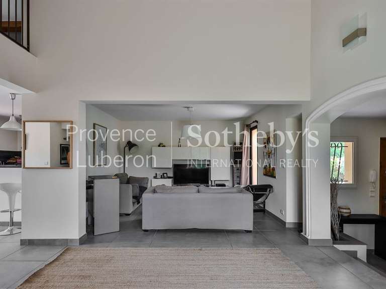 Maison L'Isle-sur-la-Sorgue - 4 chambres - 180m²