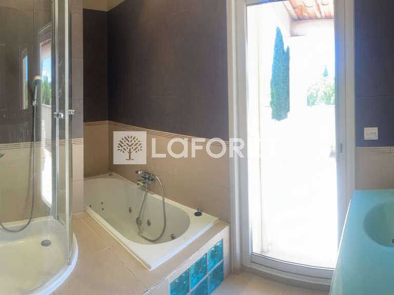 Maison L'Isle-sur-la-Sorgue - 4 chambres - 175m²