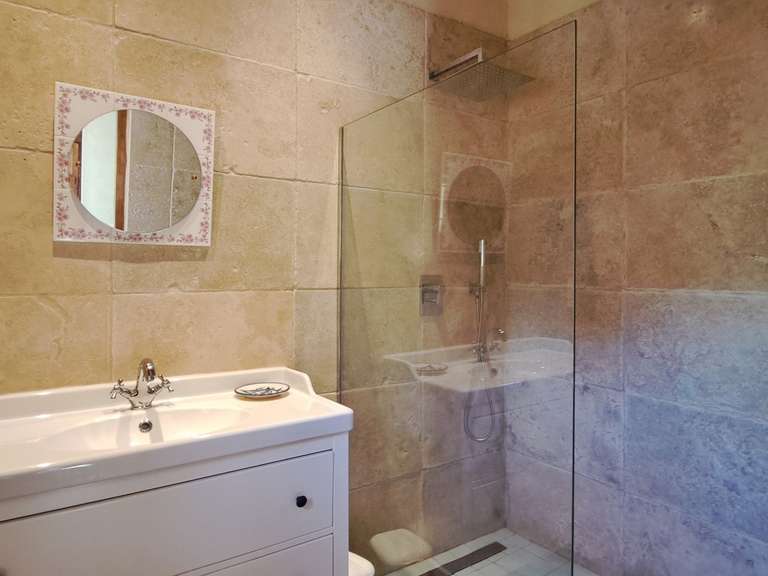 Maison L'Isle-sur-la-Sorgue - 6 chambres - 257m²