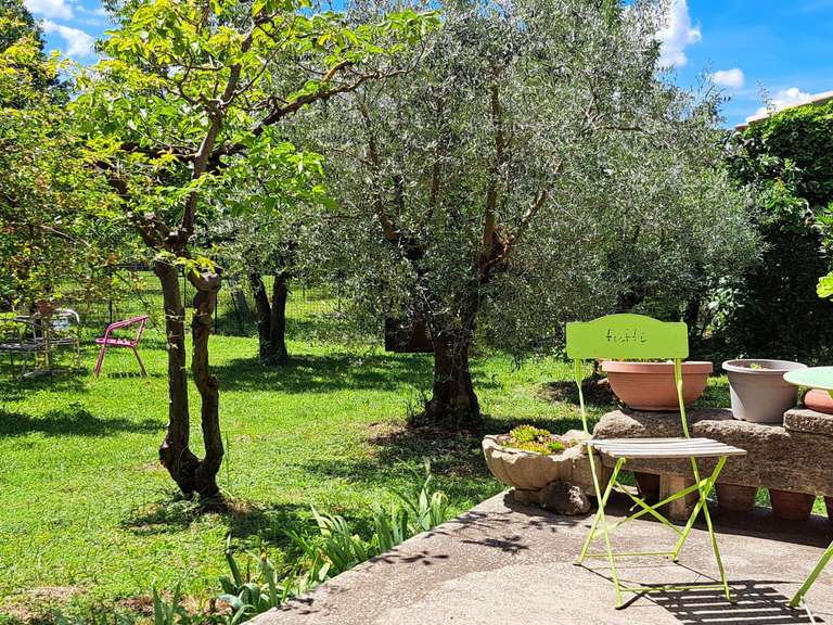 Maison L'Isle-sur-la-Sorgue - 6 chambres - 257m²