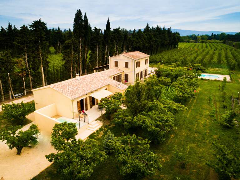 Maison L'Isle-sur-la-Sorgue - 6 chambres - 257m²