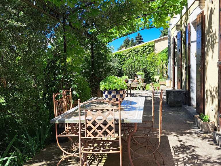 Maison L'Isle-sur-la-Sorgue - 6 chambres - 257m²