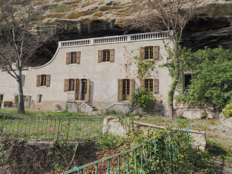 Maison L'Isle-sur-la-Sorgue - 5 chambres - 300m²