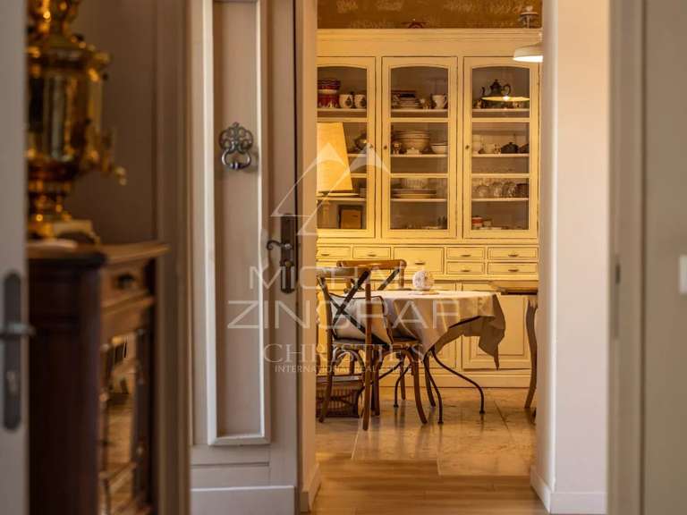 Maison L'Isle-sur-la-Sorgue - 4 chambres - 310m²