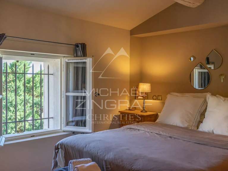 Maison L'Isle-sur-la-Sorgue - 4 chambres - 310m²