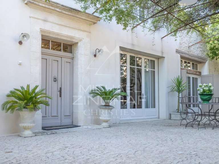 Maison L'Isle-sur-la-Sorgue - 4 chambres - 310m²