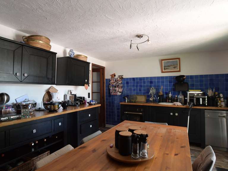 Maison L'Isle-sur-la-Sorgue - 6 chambres - 270m²