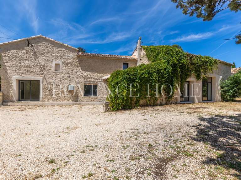 Maison L'Isle-sur-la-Sorgue - 8 chambres - 247m²
