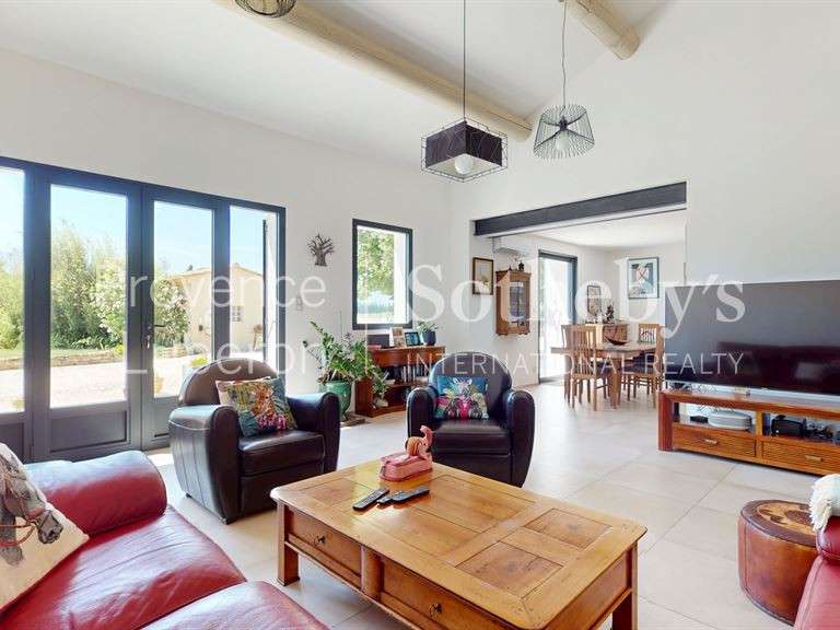 Maison L'Isle-sur-la-Sorgue - 6 chambres - 230m²