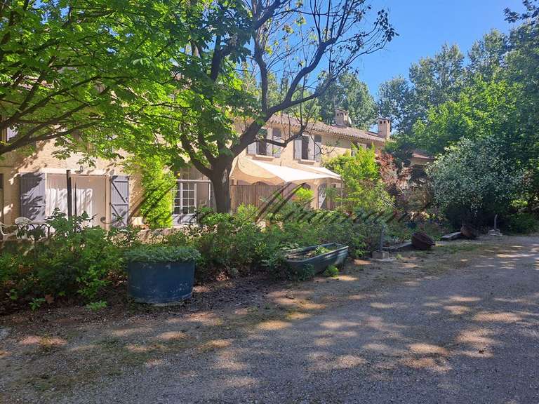 Propriété L'Isle-sur-la-Sorgue - 13 chambres - 600m²