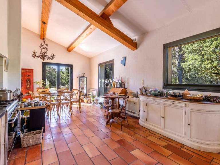 Propriété L'Isle-sur-la-Sorgue - 4 chambres - 145m²