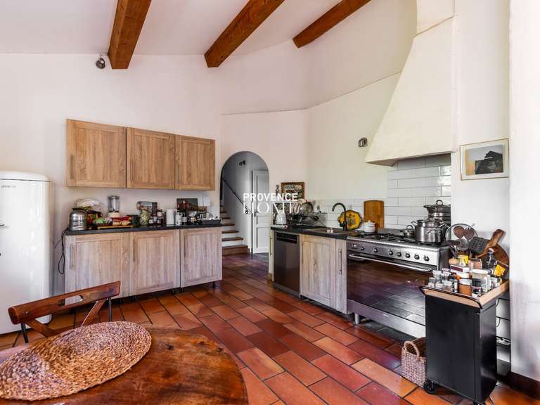 Propriété L'Isle-sur-la-Sorgue - 4 chambres - 145m²