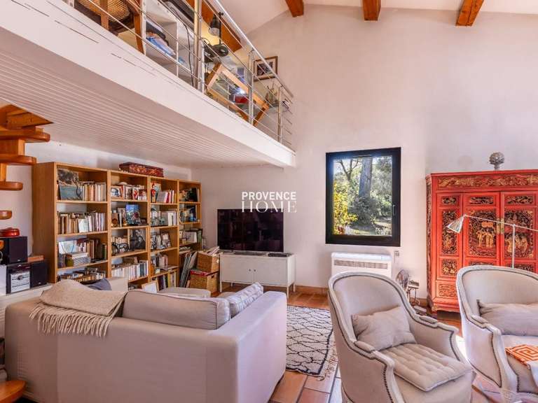 Propriété L'Isle-sur-la-Sorgue - 4 chambres - 145m²