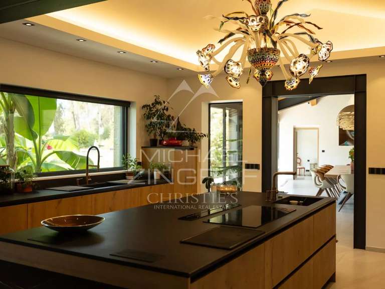 Propriété L'Isle-sur-la-Sorgue - 8 chambres - 900m²