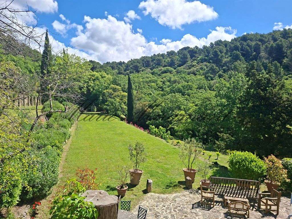 Property L'Isle-sur-la-Sorgue
