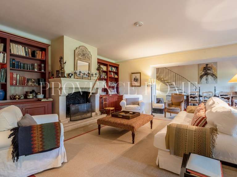 Propriété L'Isle-sur-la-Sorgue - 6 chambres - 404m²