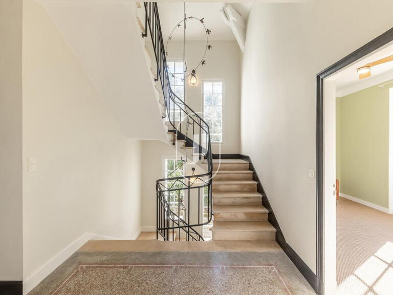 Villa L'Isle-sur-la-Sorgue - 6 chambres - 430m²