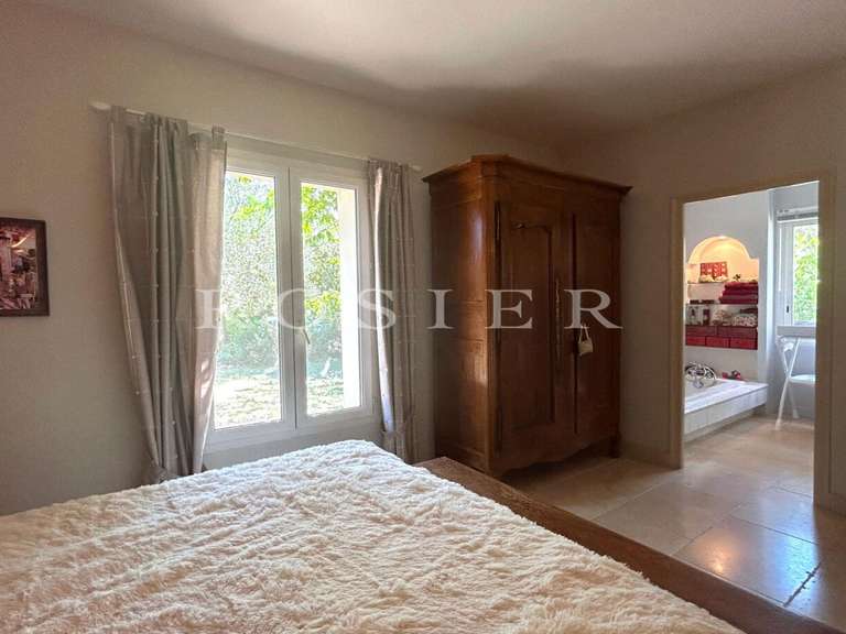 Villa L'Isle-sur-la-Sorgue - 5 chambres - 188m²