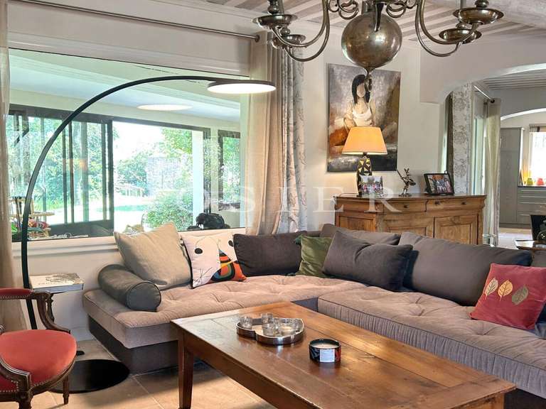 Villa L'Isle-sur-la-Sorgue - 5 chambres - 188m²