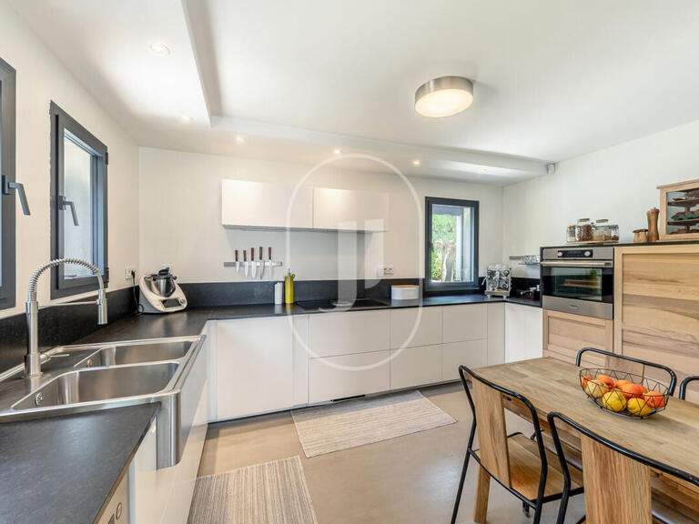 Villa L'Isle-sur-la-Sorgue - 4 bedrooms - 160m²