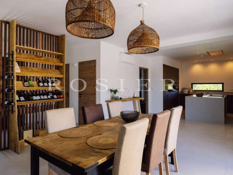 Villa L'Isle-sur-la-Sorgue - 4 chambres - 170m²