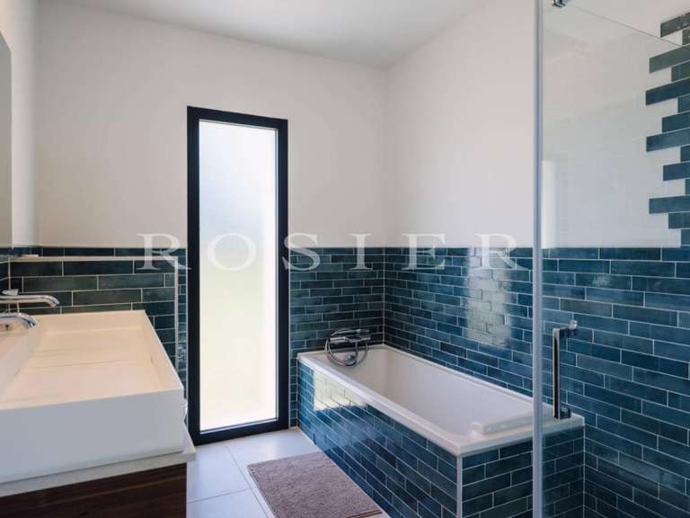 Villa L'Isle-sur-la-Sorgue - 4 chambres - 170m²