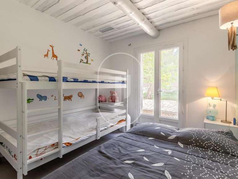 Villa L'Isle-sur-la-Sorgue - 3 bedrooms - 139m²